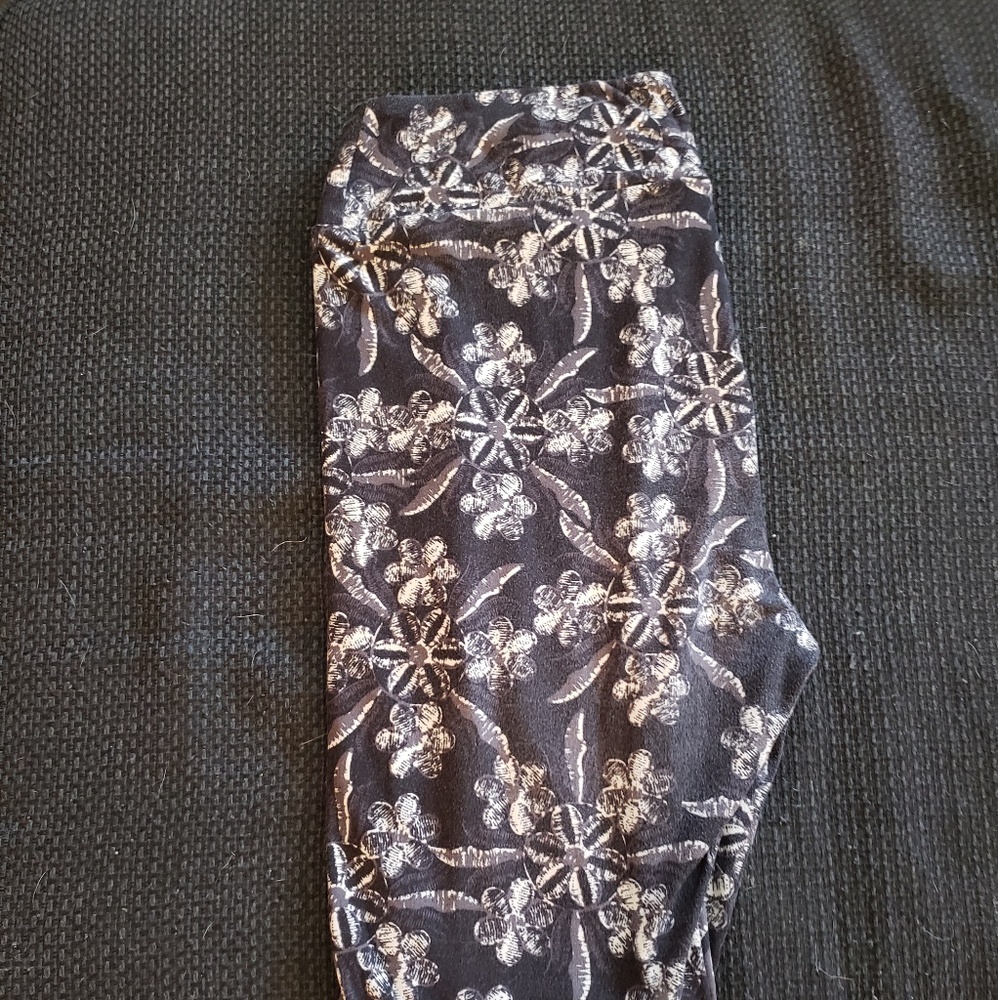 LuLaRoe TC Leggings